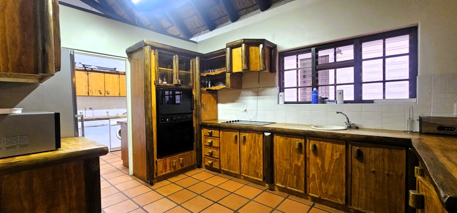 5 Bedroom Property for Sale in Myburgh Park Western Cape